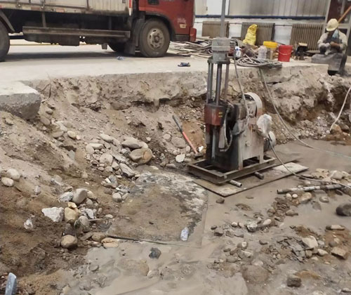 麻栗坡公路下沉压浆